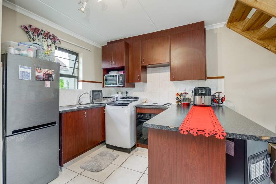 1 Bedroom Property for Sale in Paulshof Gauteng