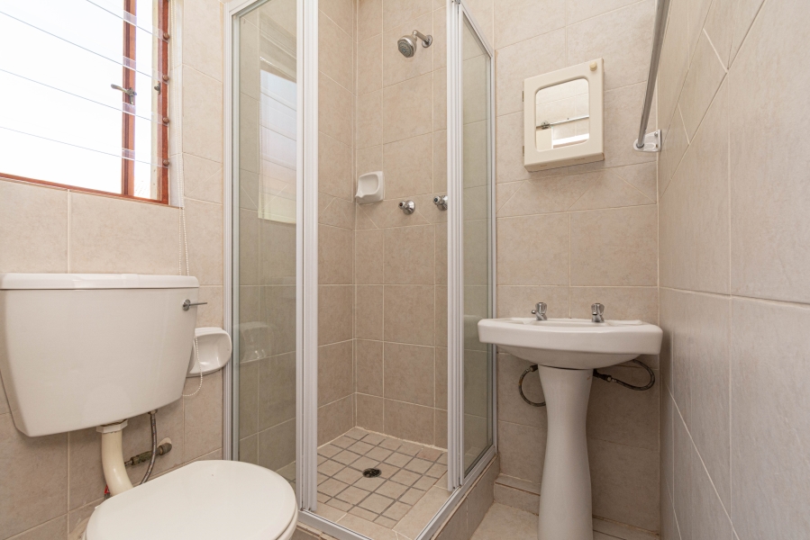 2 Bedroom Property for Sale in North Riding Gauteng