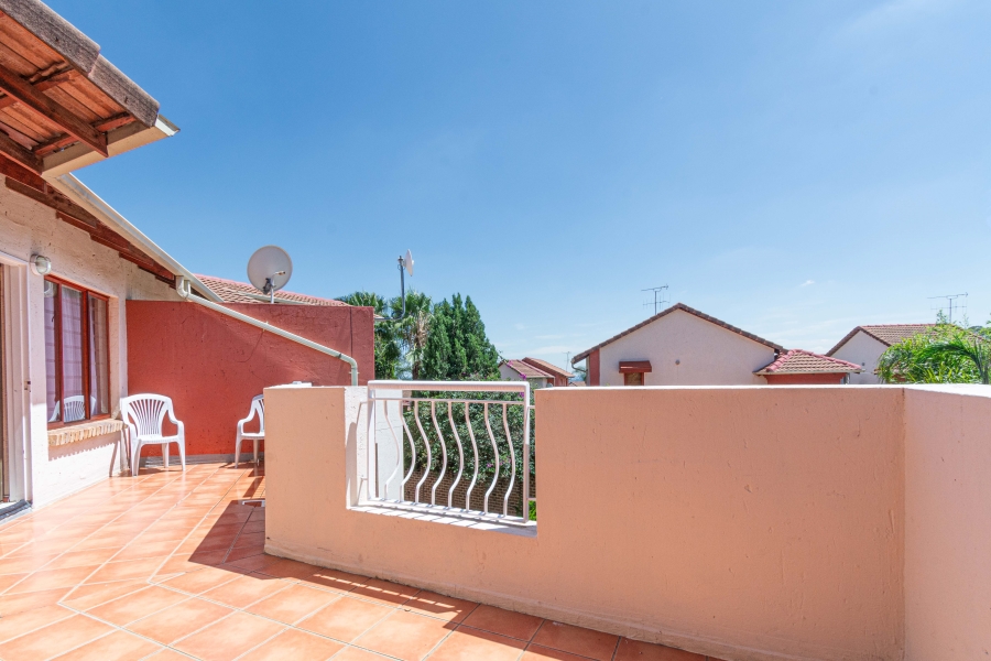 2 Bedroom Property for Sale in North Riding Gauteng