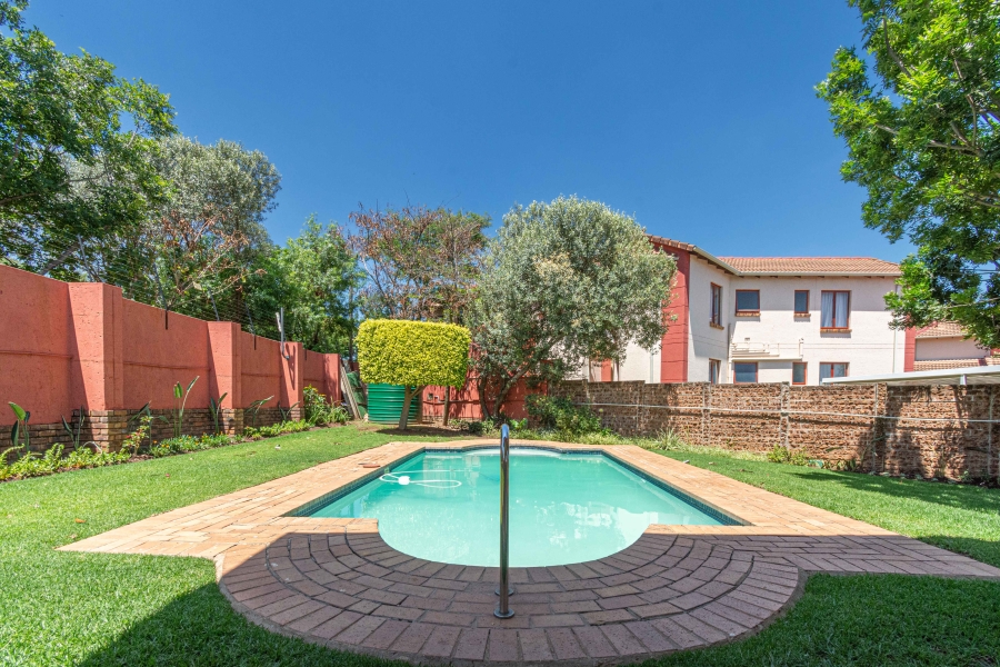 2 Bedroom Property for Sale in North Riding Gauteng