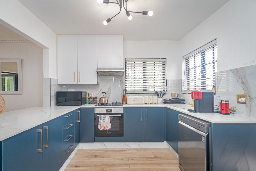 3 Bedroom Property for Sale in Lonehill Gauteng