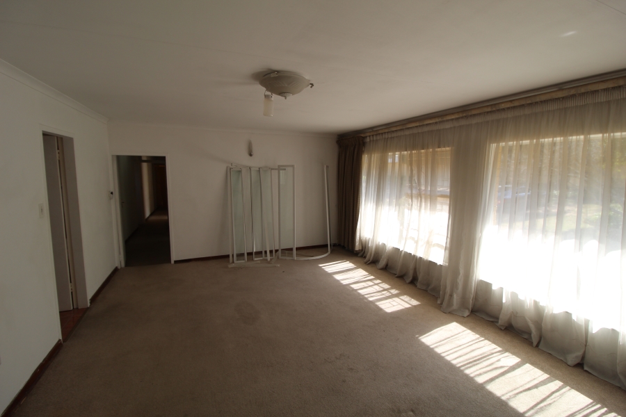 5 Bedroom Property for Sale in Bryanston Gauteng