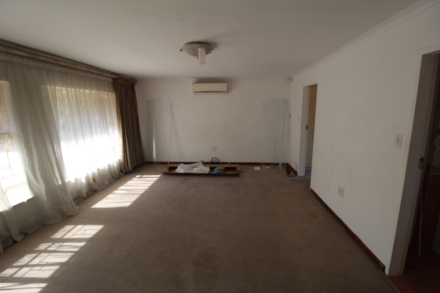 5 Bedroom Property for Sale in Bryanston Gauteng