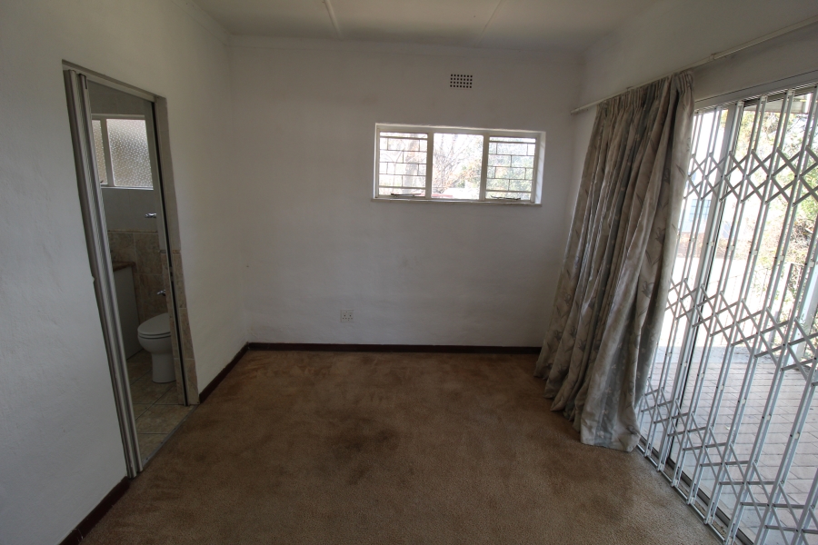 5 Bedroom Property for Sale in Bryanston Gauteng