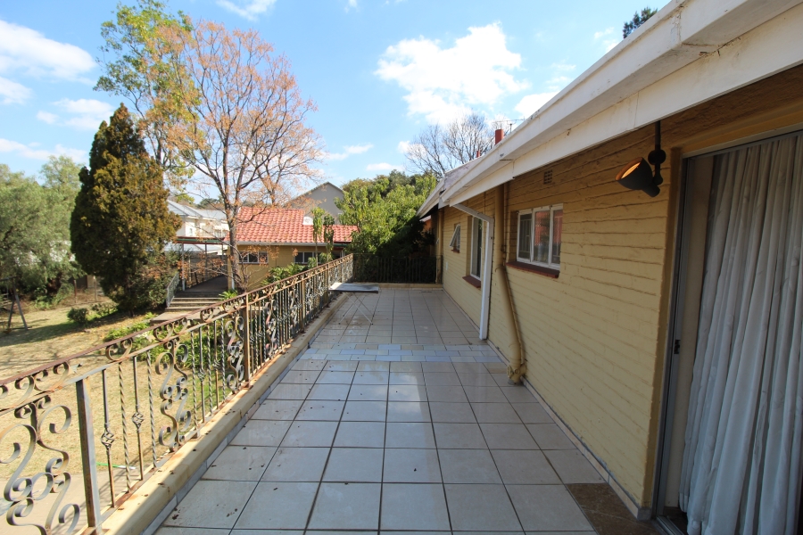5 Bedroom Property for Sale in Bryanston Gauteng