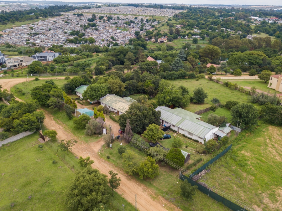 14 Bedroom Property for Sale in Chartwell Gauteng