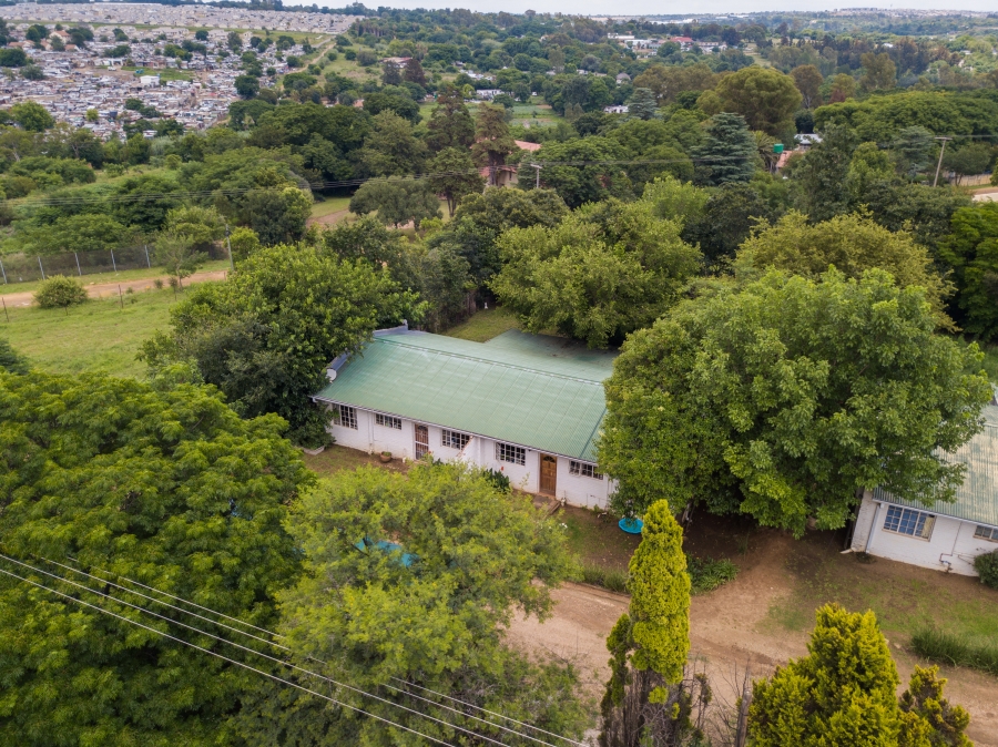 14 Bedroom Property for Sale in Chartwell Gauteng