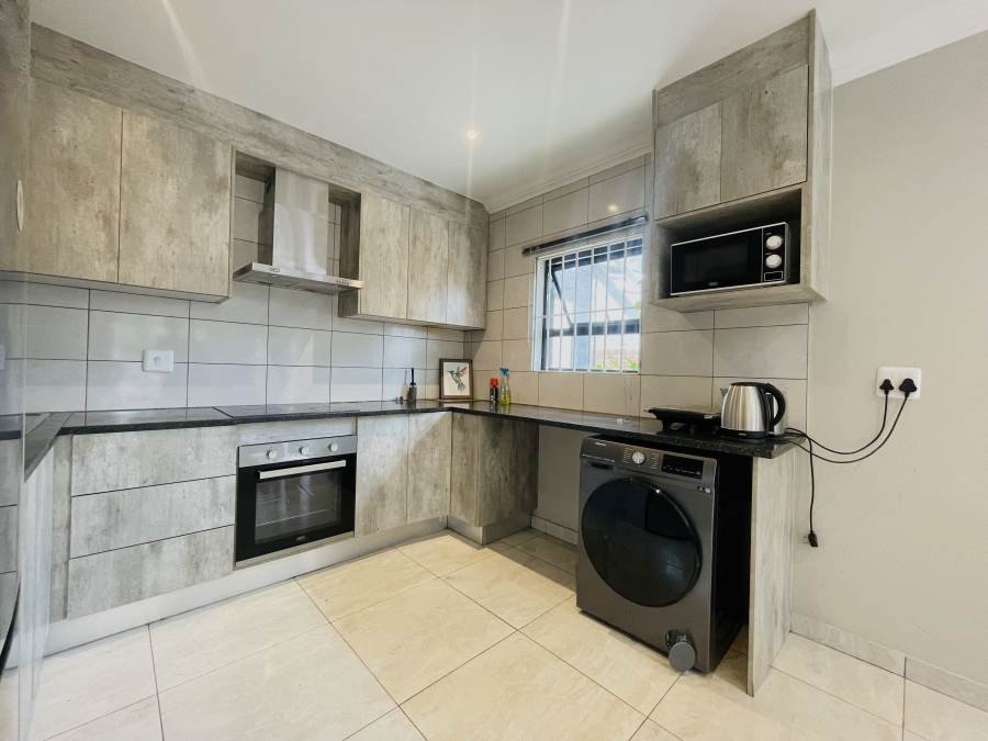 2 Bedroom Property for Sale in Bryanston Gauteng