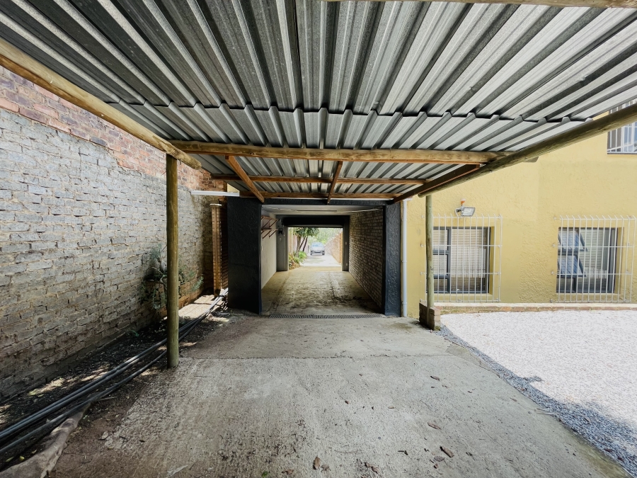 2 Bedroom Property for Sale in Bryanston Gauteng