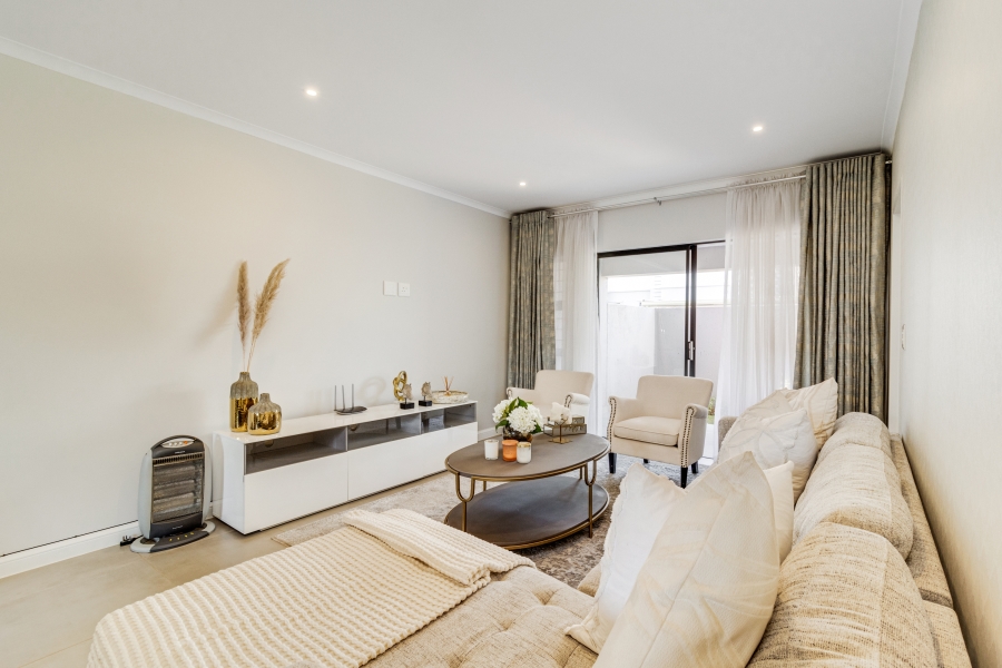 To Let 2 Bedroom Property for Rent in Morningside Gauteng