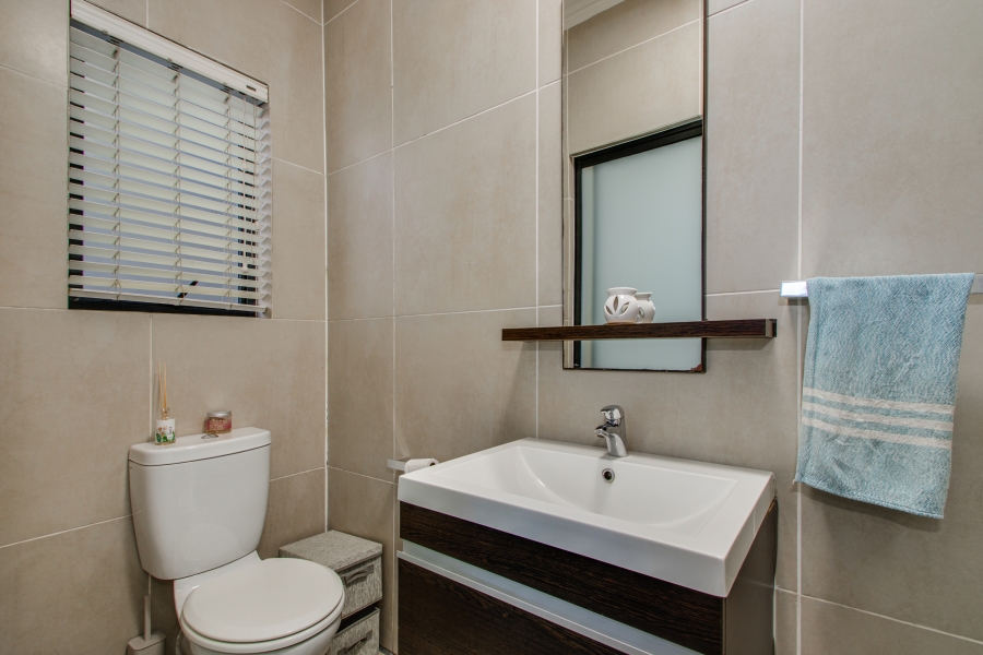 2 Bedroom Property for Sale in Fourways Gauteng