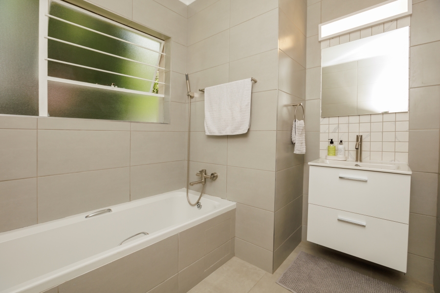 3 Bedroom Property for Sale in Sunninghill Gauteng