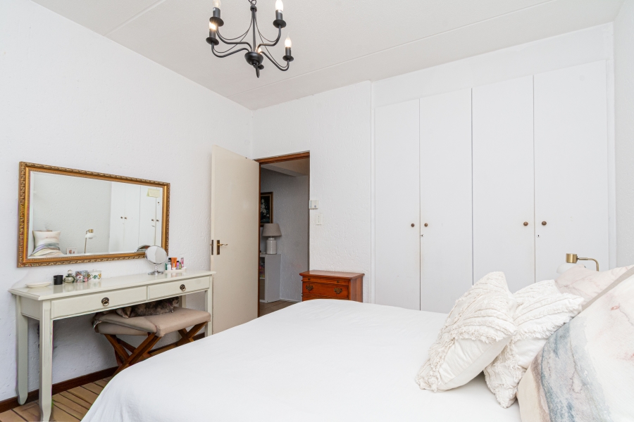 2 Bedroom Property for Sale in Sunninghill Gauteng