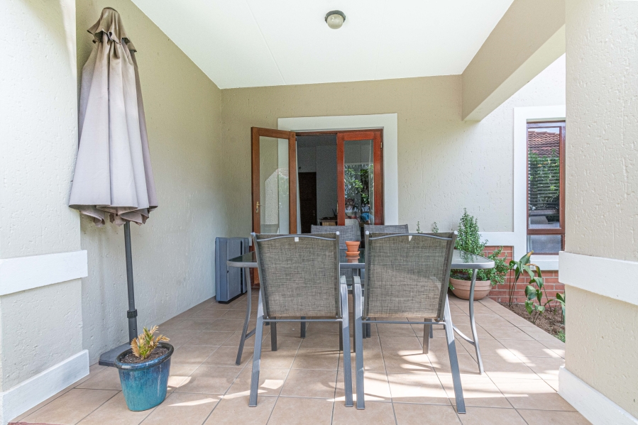 2 Bedroom Property for Sale in Sunninghill Gauteng