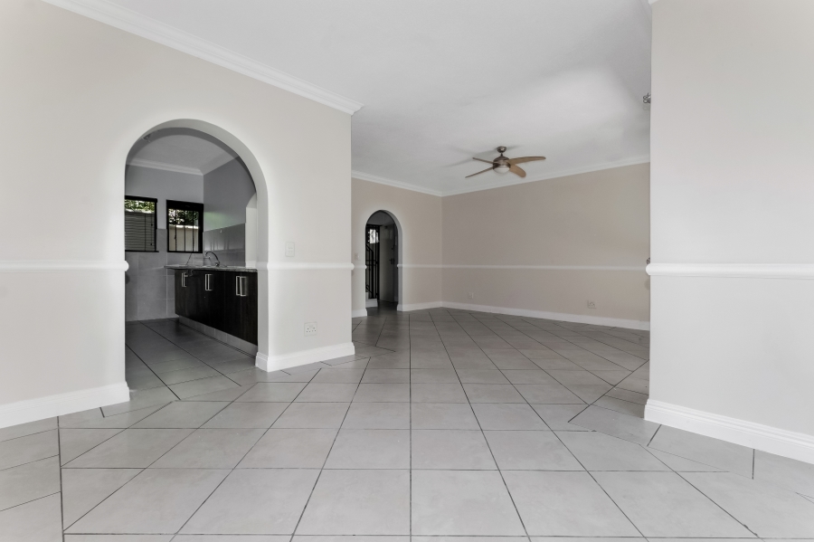 2 Bedroom Property for Sale in Lonehill Gauteng