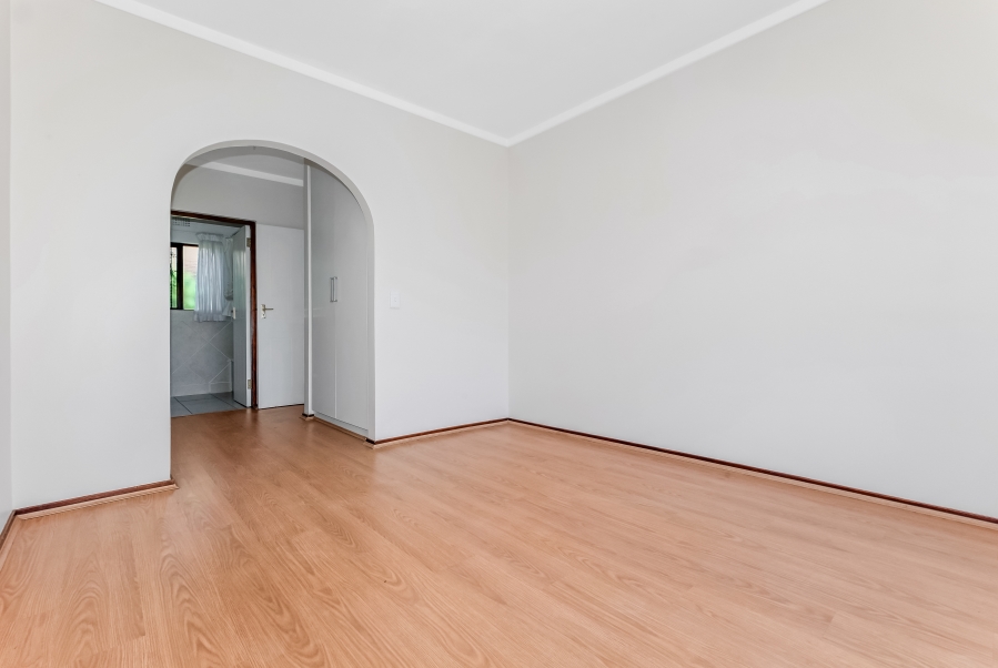 2 Bedroom Property for Sale in Lonehill Gauteng