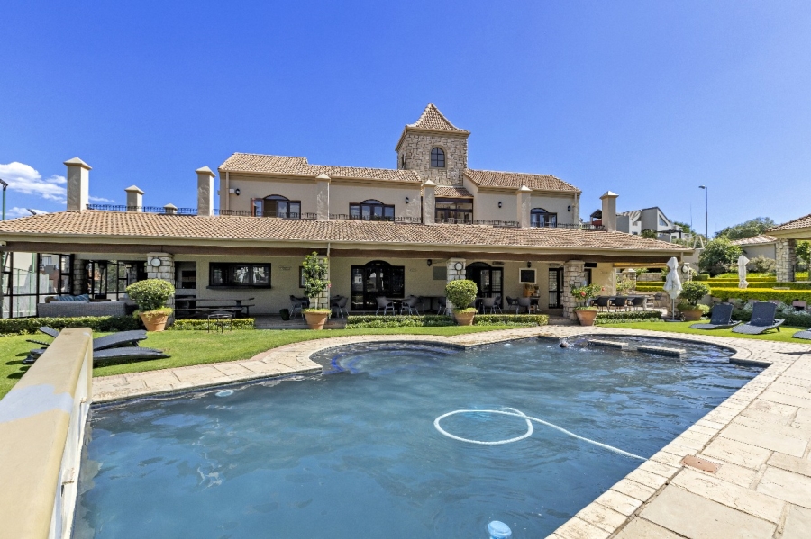 2 Bedroom Property for Sale in Lonehill Gauteng