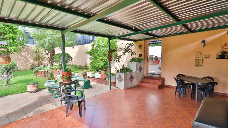 4 Bedroom Property for Sale in Parkmore Gauteng