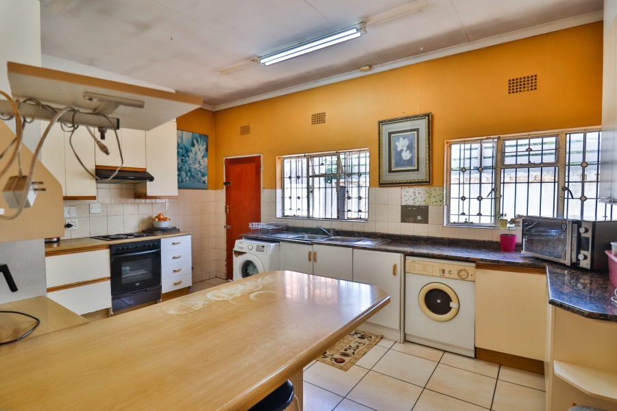 4 Bedroom Property for Sale in Parkmore Gauteng