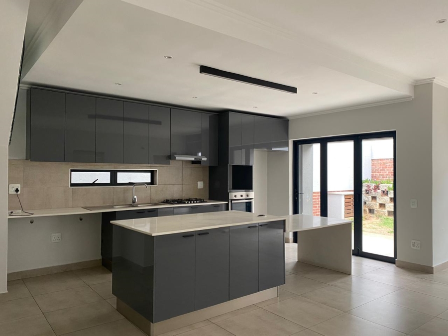 3 Bedroom Property for Sale in Hurlingham Gauteng