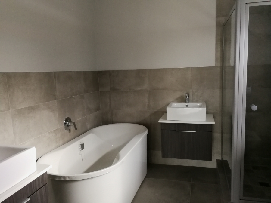 3 Bedroom Property for Sale in Hurlingham Gauteng