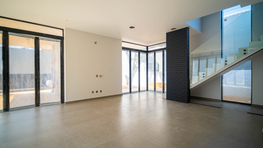 4 Bedroom Property for Sale in Bryanston East Gauteng