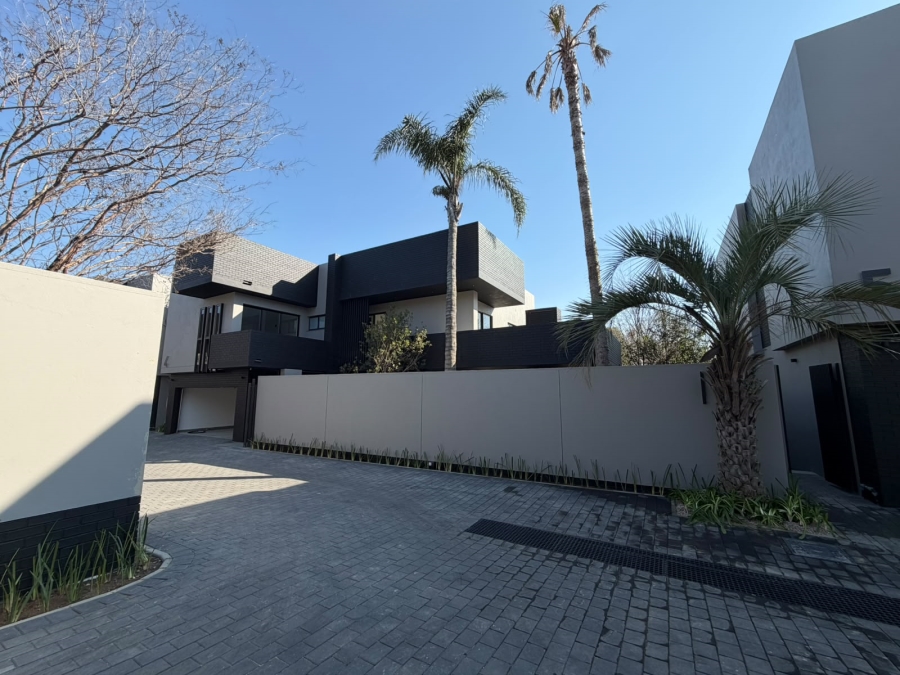 4 Bedroom Property for Sale in Bryanston East Gauteng