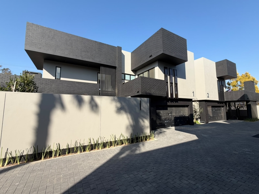 4 Bedroom Property for Sale in Bryanston East Gauteng