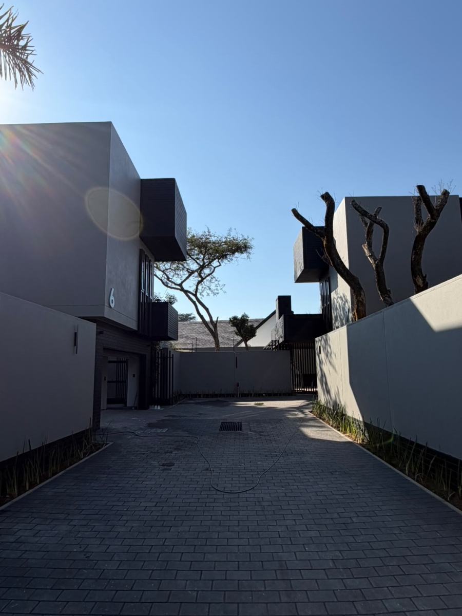 4 Bedroom Property for Sale in Bryanston East Gauteng