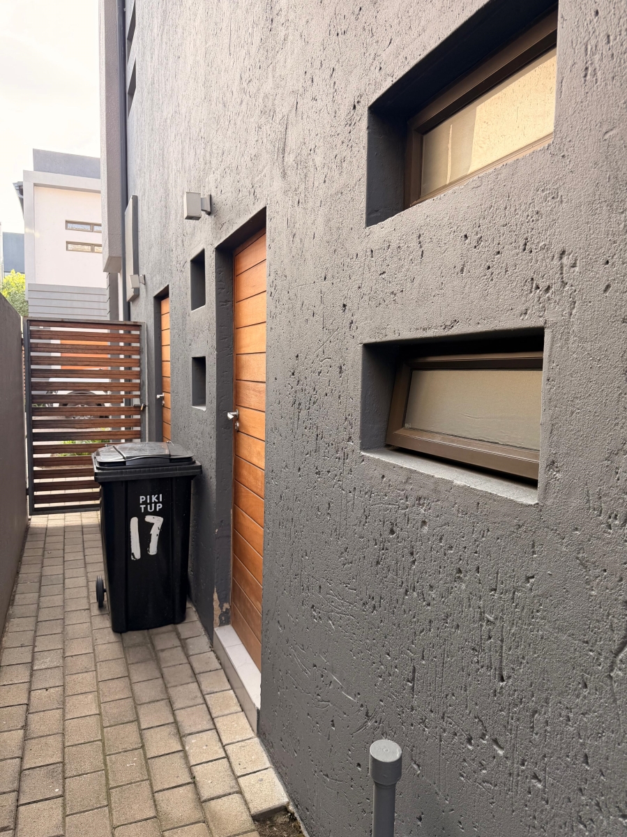 3 Bedroom Property for Sale in Bryanston East Gauteng