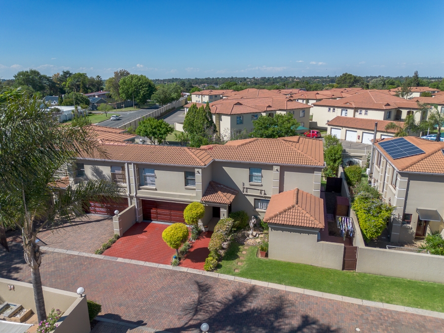 3 Bedroom Property for Sale in Morehill Gauteng