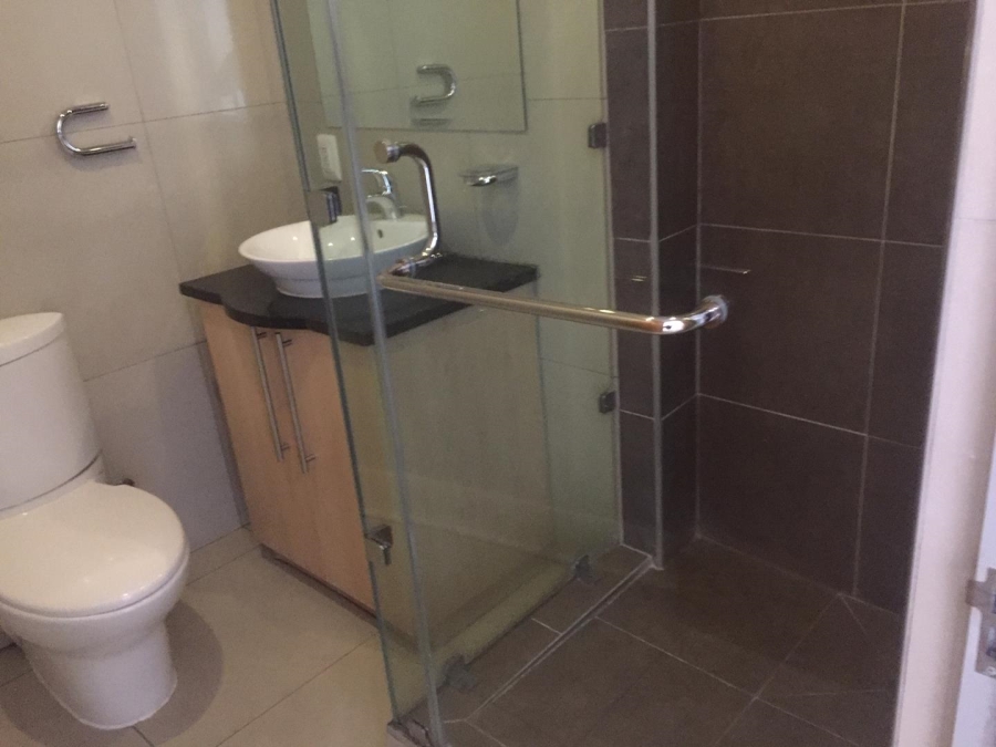 To Let 1 Bedroom Property for Rent in Sandown Gauteng