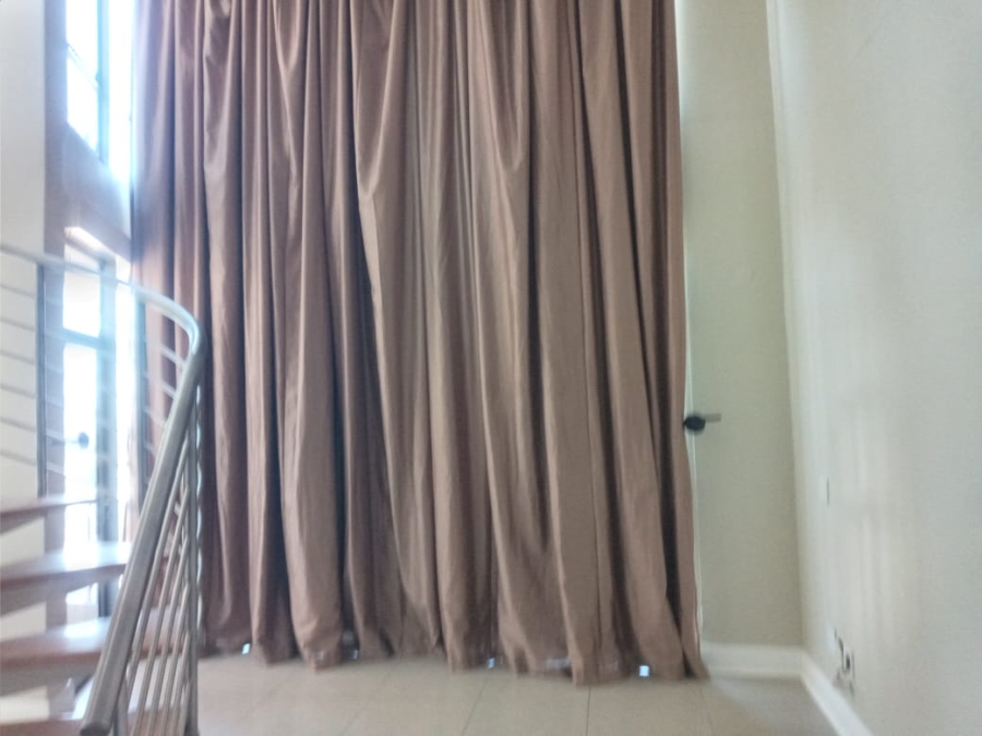 To Let 1 Bedroom Property for Rent in Sandown Gauteng