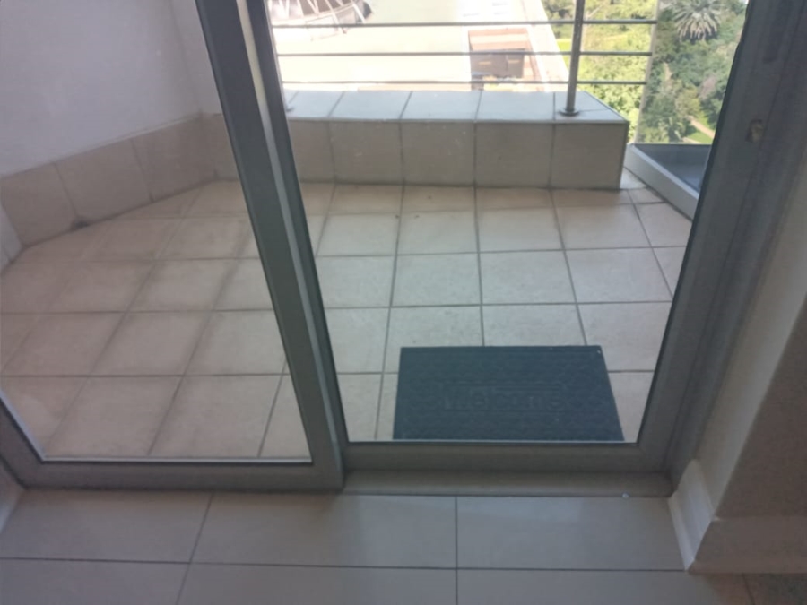 To Let 1 Bedroom Property for Rent in Sandown Gauteng