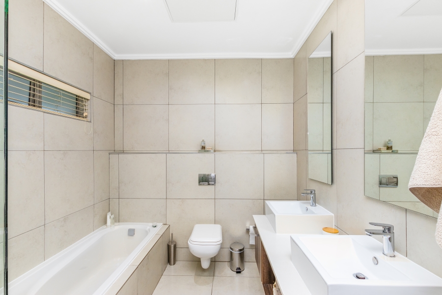 2 Bedroom Property for Sale in Sandown Gauteng