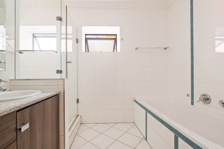 2 Bedroom Property for Sale in Bedfordview Gauteng