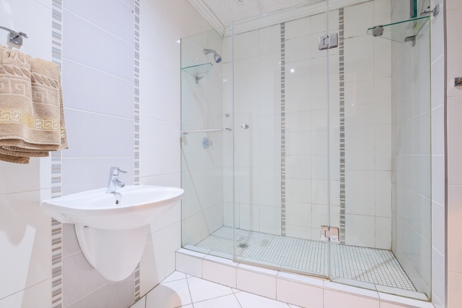 2 Bedroom Property for Sale in Bedfordview Gauteng