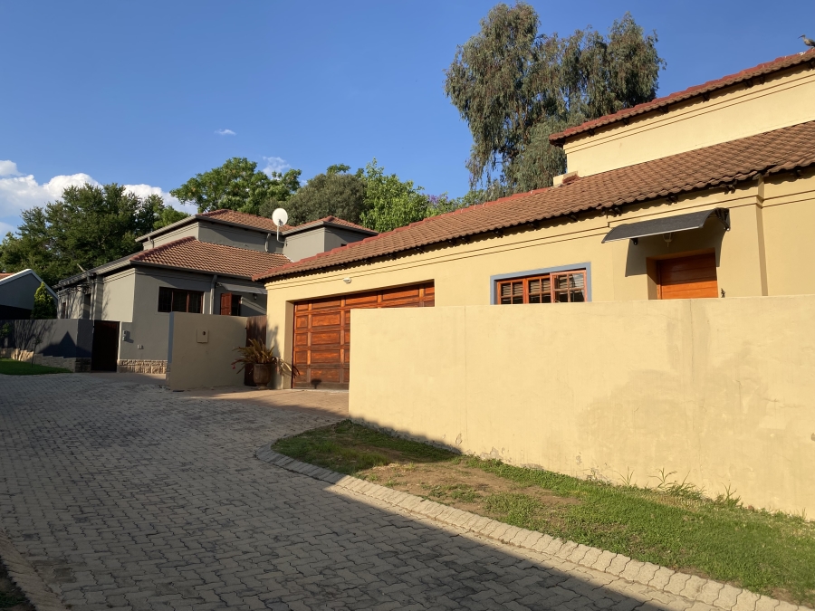 4 Bedroom Property for Sale in Fourways Gauteng