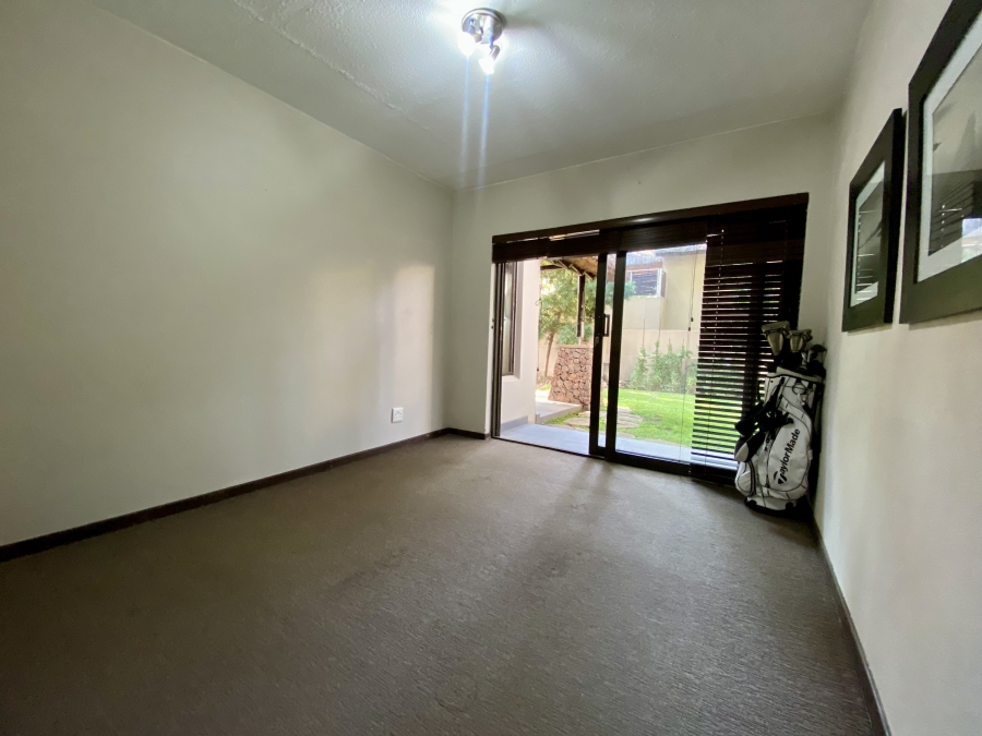 2 Bedroom Property for Sale in Fourways Gauteng