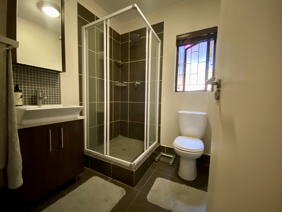2 Bedroom Property for Sale in Fourways Gauteng