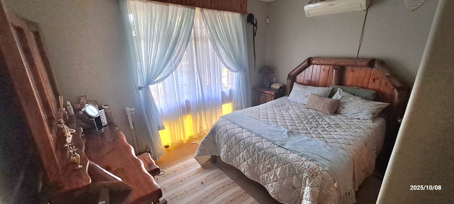 3 Bedroom Property for Sale in Bonaero Park Gauteng