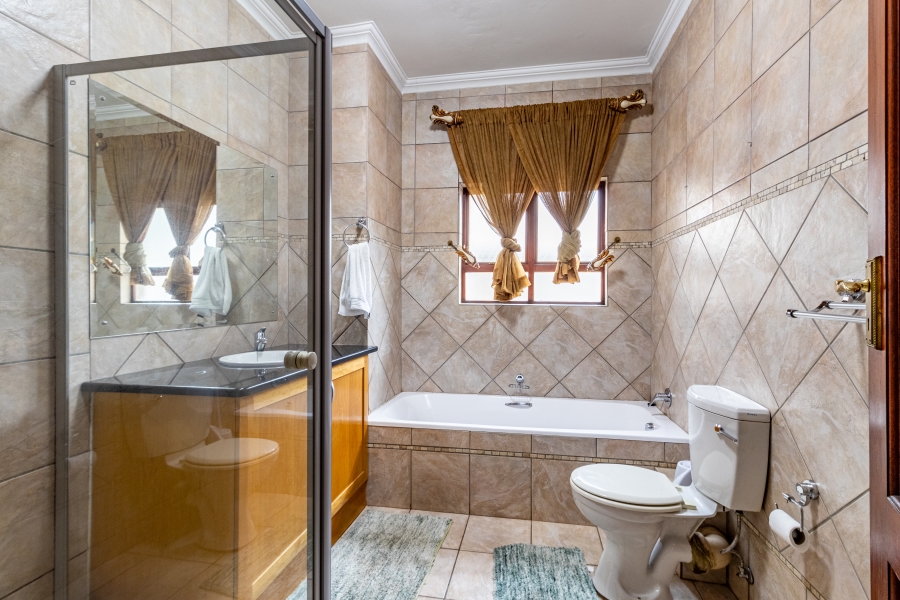 To Let 3 Bedroom Property for Rent in Six Fountains Residential Estate Gauteng