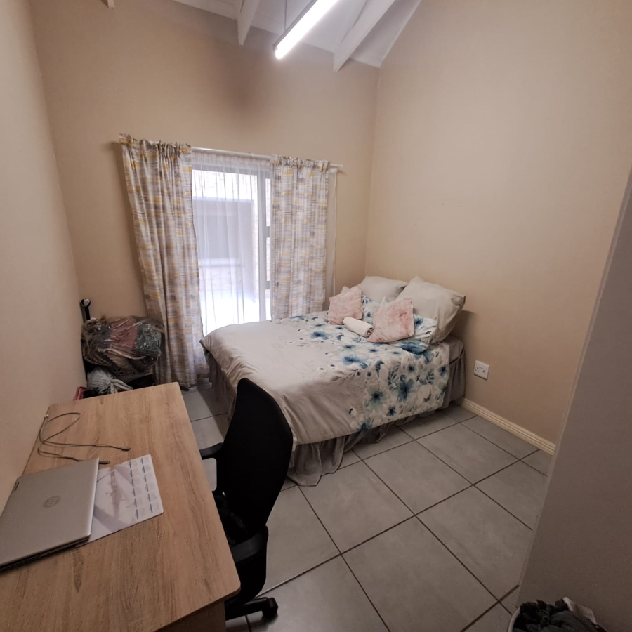 2 Bedroom Property for Sale in Pomona AH Gauteng