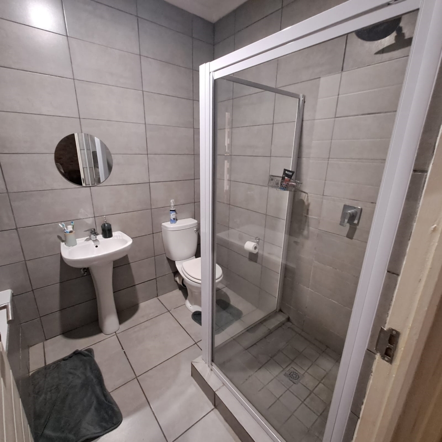 2 Bedroom Property for Sale in Pomona AH Gauteng