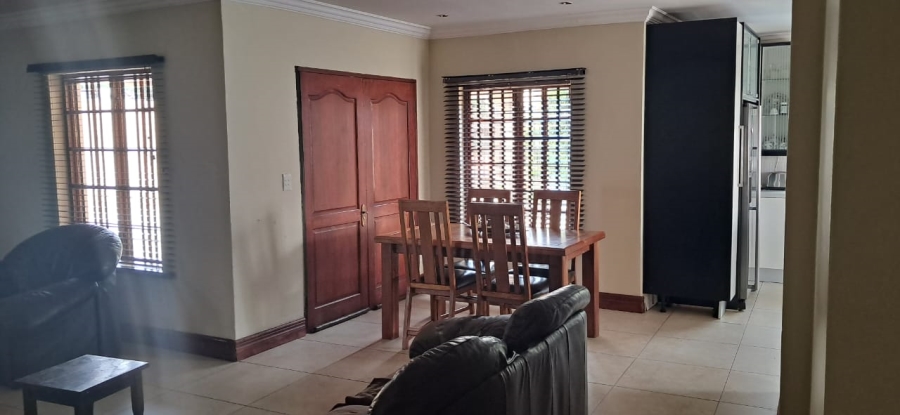 5 Bedroom Property for Sale in Meyerspark Gauteng