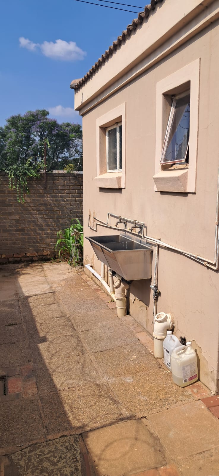 5 Bedroom Property for Sale in Meyerspark Gauteng