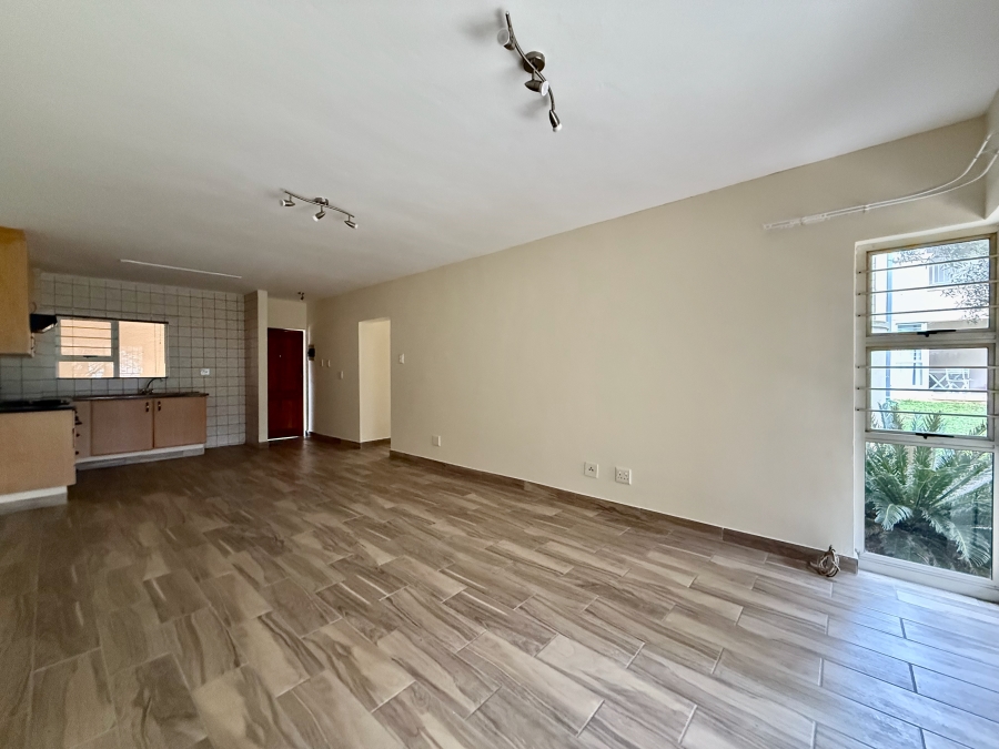 2 Bedroom Property for Sale in Leeuwenhof Estate Gauteng