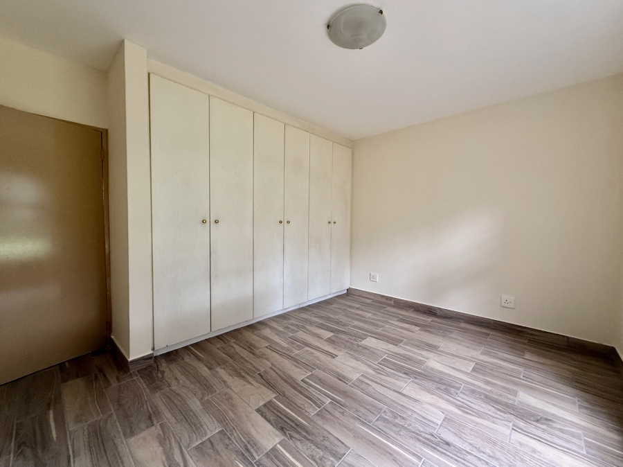 2 Bedroom Property for Sale in Leeuwenhof Estate Gauteng