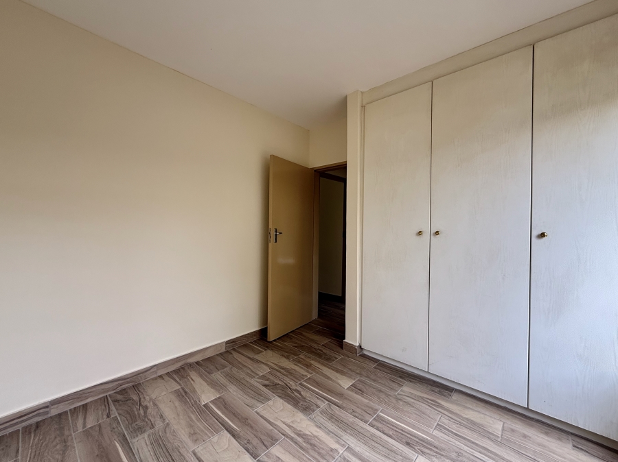 2 Bedroom Property for Sale in Leeuwenhof Estate Gauteng