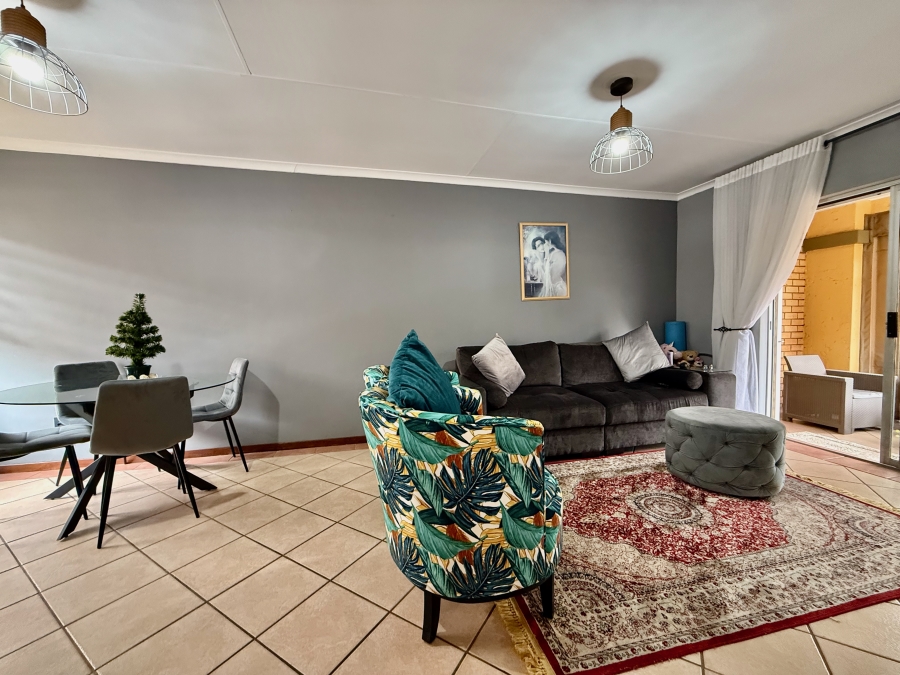 2 Bedroom Property for Sale in Mooikloof Ridge Gauteng